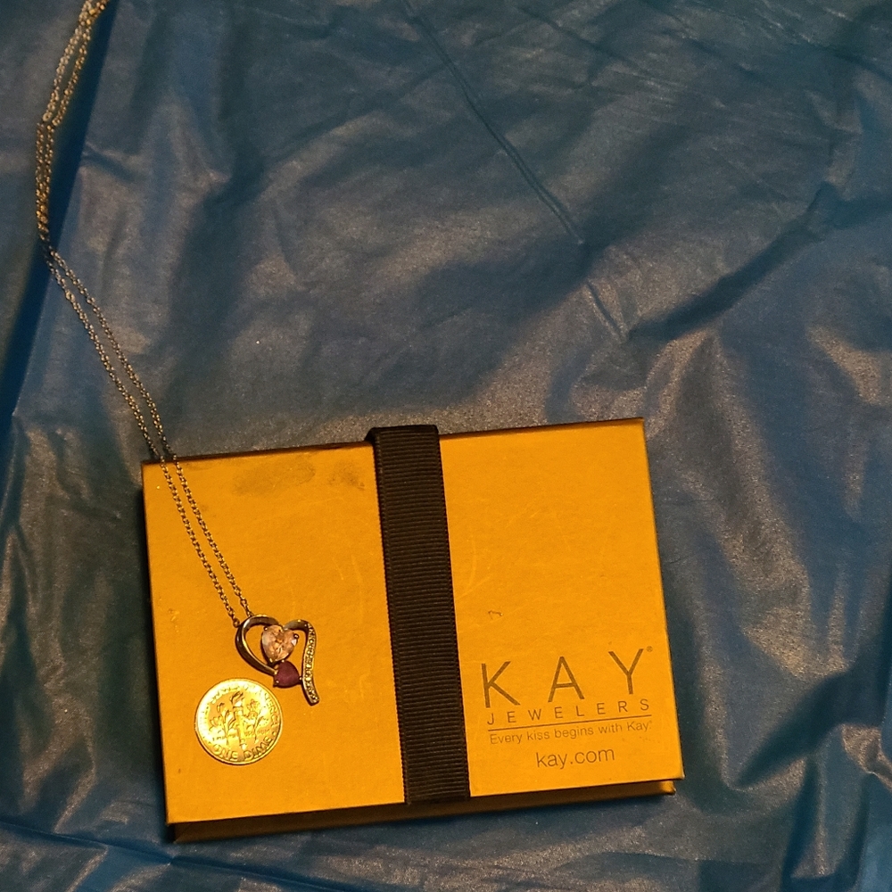 Kay's heart neckless in silver